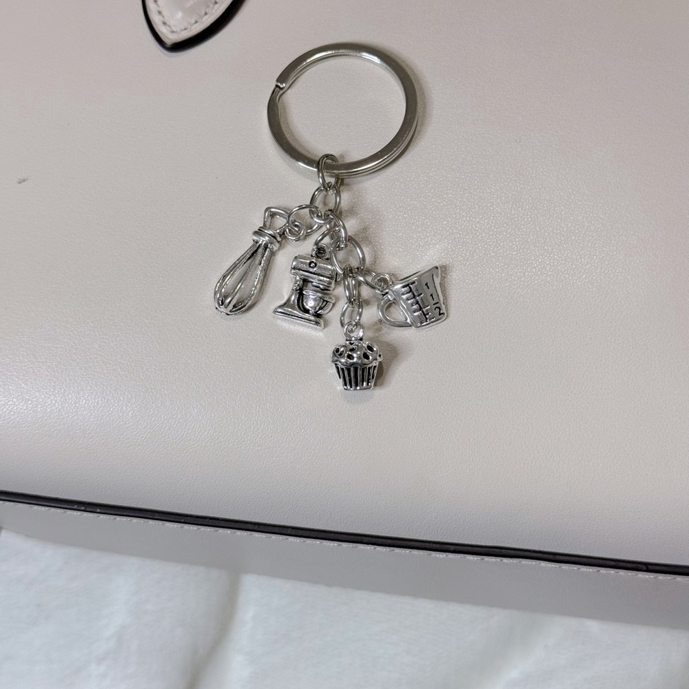 Baking lovers keychain